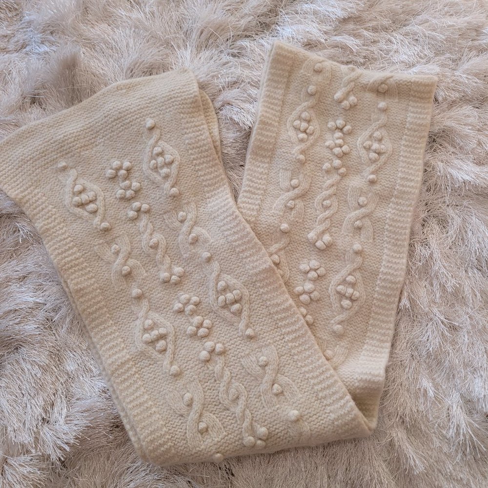 Geneva Cashmere Textured Pattern Rectangle Scarf … - image 2